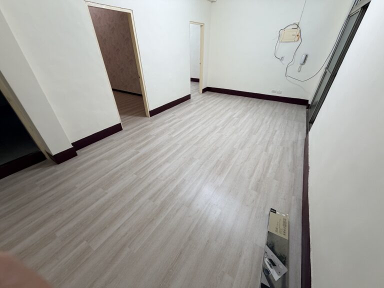 租屋空間也能安心升級｜不破壞原磁磚的塑膠地板施工紀錄